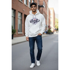 Clothing Co. Banff Canada Graphic Pullover Hoodie Size: Large